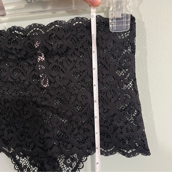 Victoria’s Secret size S/P black lace thong/string panties - Picture 6 of 8